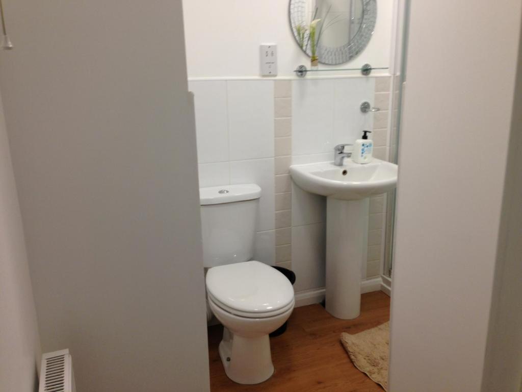 Apple House Guesthouse Heathrow Airport Hillingdon Bilik gambar