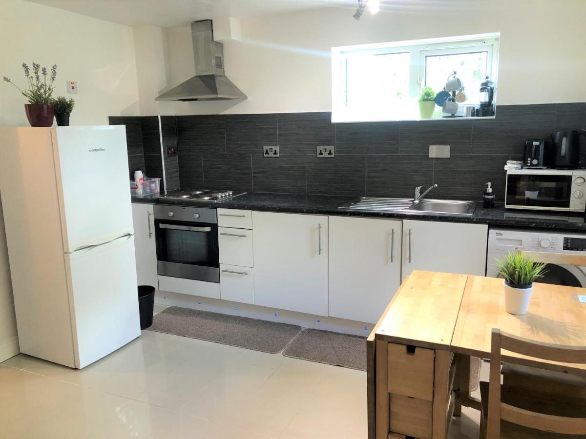 Apple House Guesthouse Heathrow Airport Hillingdon Bilik gambar