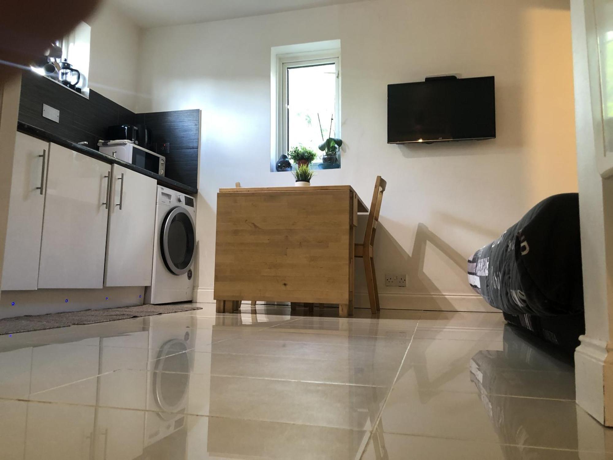 Apple House Guesthouse Heathrow Airport Hillingdon Bilik gambar