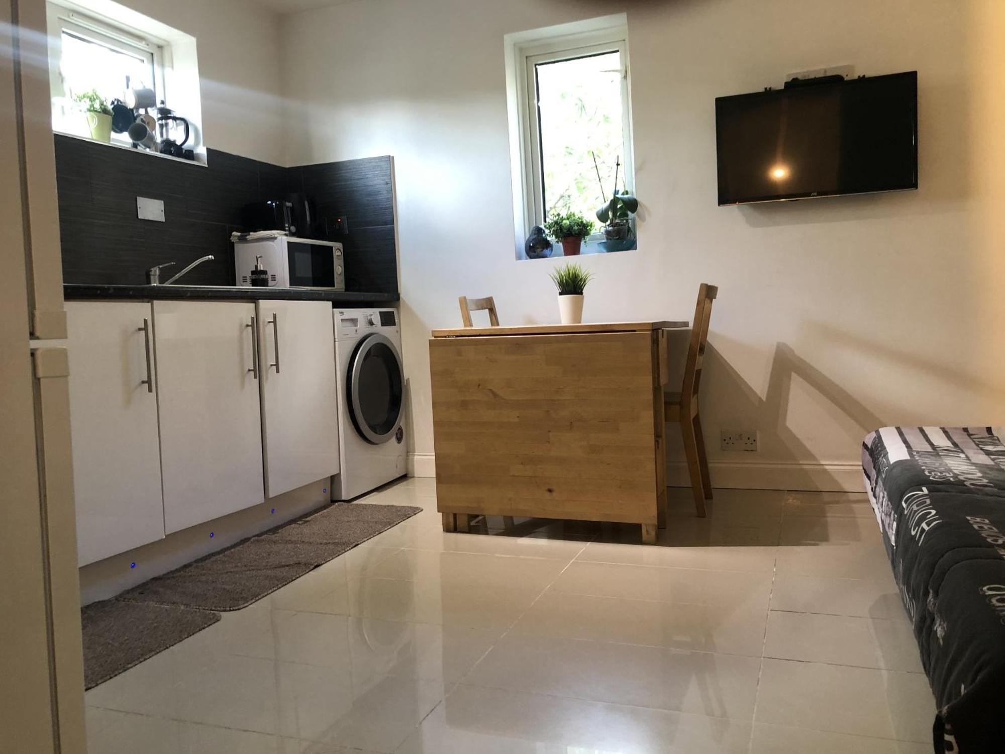 Apple House Guesthouse Heathrow Airport Hillingdon Bilik gambar